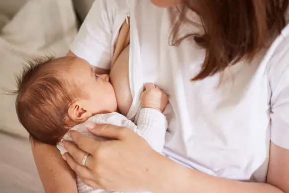 baby feeding